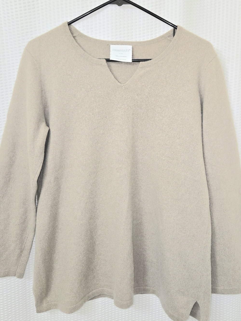Taupe V-Neck Cashmere Sweater XL